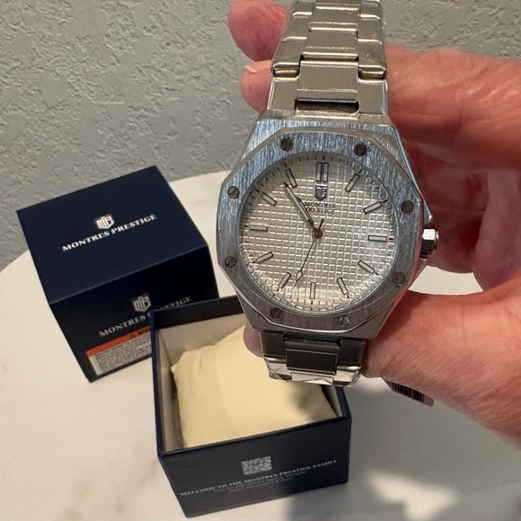 Invicta Montres Prestige Men’s Watch Club 44mm - Picture 8 of 11